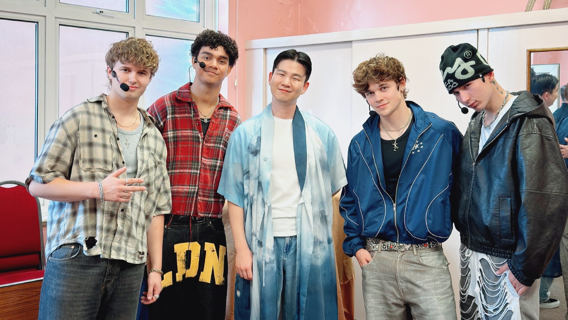 dearALICE Faz Apresentação Especial no New Malden K-POP Awards 2026, em Londres